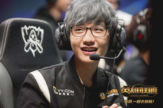 皮划艇激流 皮划艇激流